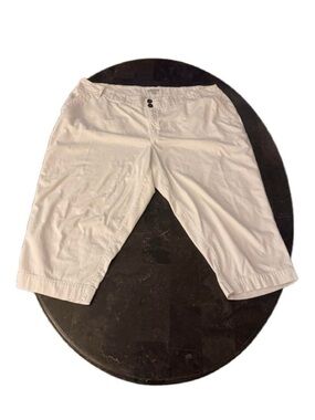 Vintage Y2K White Capri Crop Pants by Fashion Bug